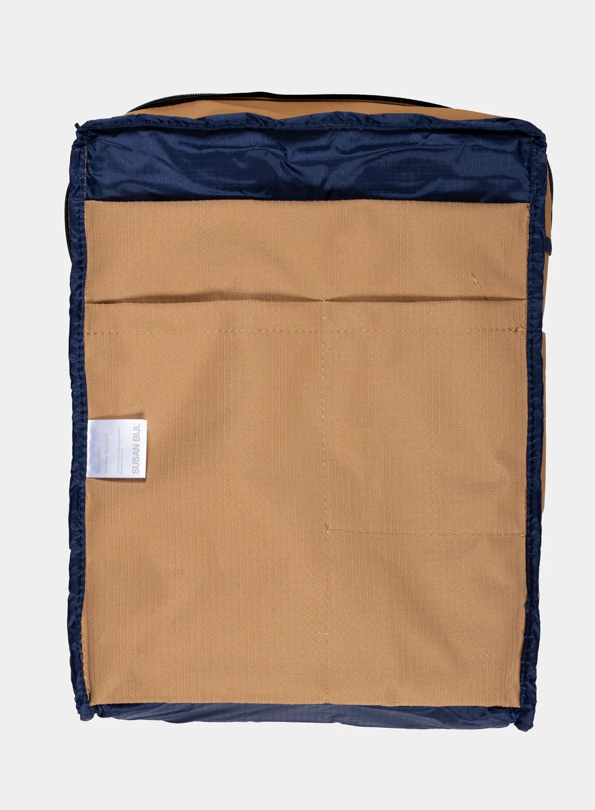 The New Backpack Camel & Navy - Image 5