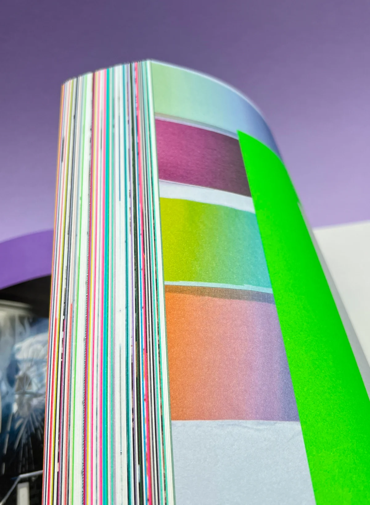 Book: Inside The New Shopping Bag - Image 9