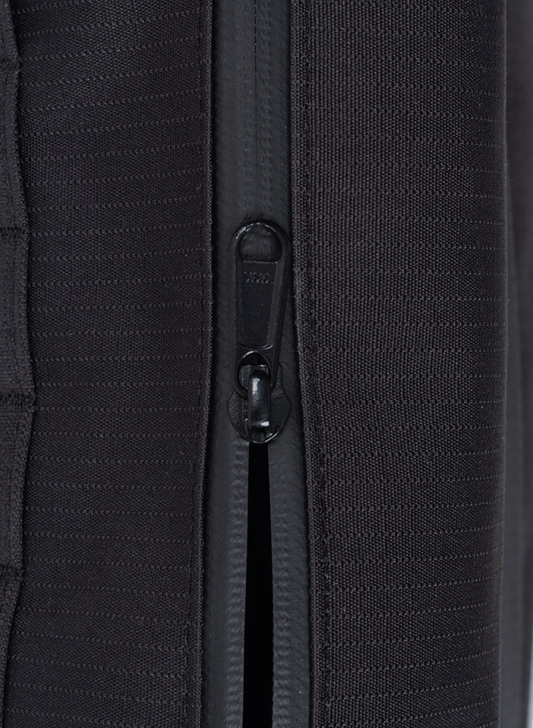 The New Bum Bag Black & Black Small - Image 4