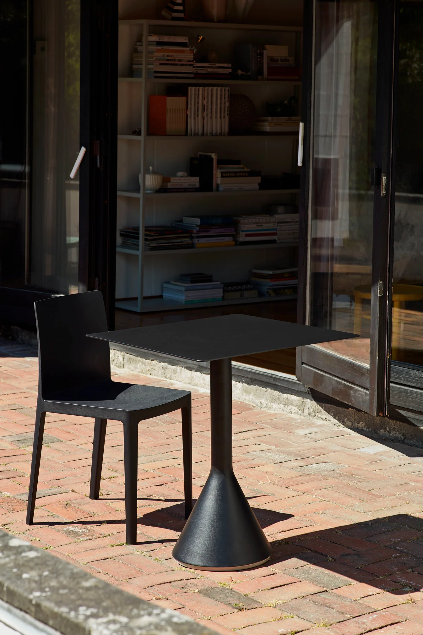 Palissade Cone Table Square 65, Anthracite - HAY - Image 3