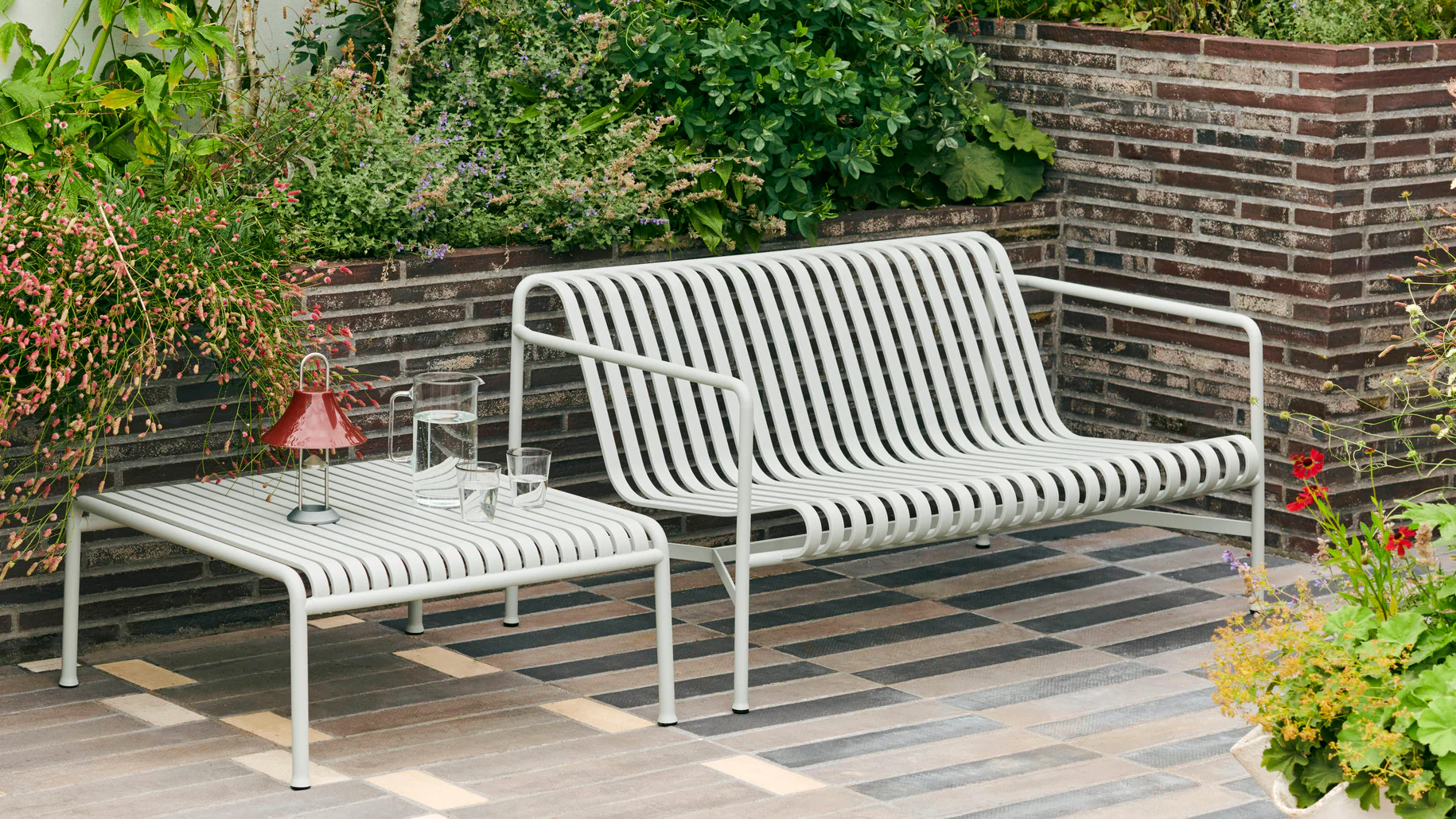 Palissade Lounge Sofa, Sky Grey - HAY - Image 3